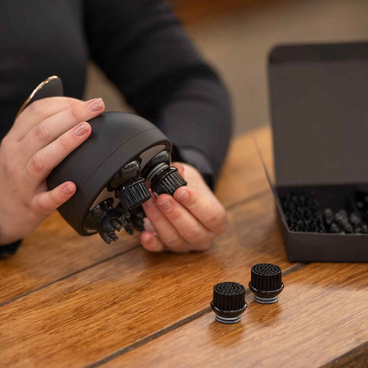 Imperial Riding IRHVolta Grooming & Relaxation Brush