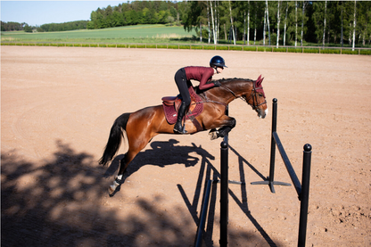 Equestrian Stockholm Modern New Maroon Jump Saddle Pad