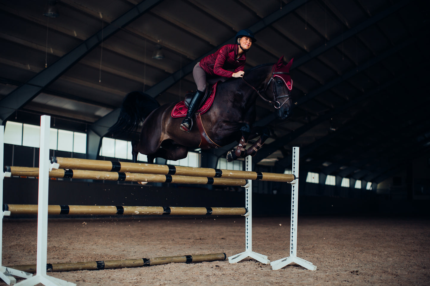 Mantilla de Salto Equestrian Stockholm Bordeaux